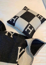 H Cushion cover 45x45cm