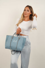blue beach tote bag with chain